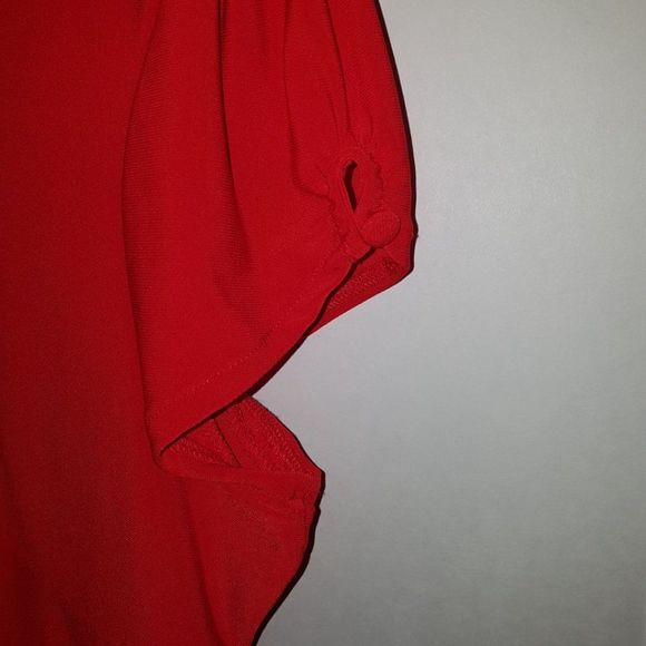 SAVIOA Gorgeous RED Capped Sleeve Blouse with White Lace Collar SIZE Med… - Picture 4 of 10